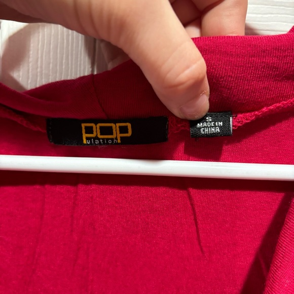 POPULATION Women’s Short Sleeve Scoop Neck Blouse Top - red, size S - Picture 3 of 3